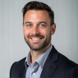 Professional headshot of Bruno Santos, Senior Video Editor